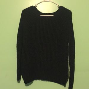AEO dark green sweater